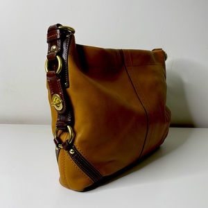 COACH Brown Leather Shoulder Bag ( VERY GOOD CONDITION )